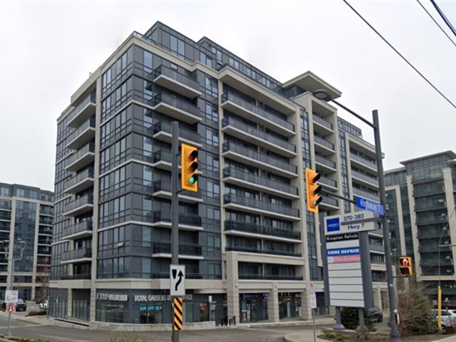 Royal Gardens Condos - photo 0