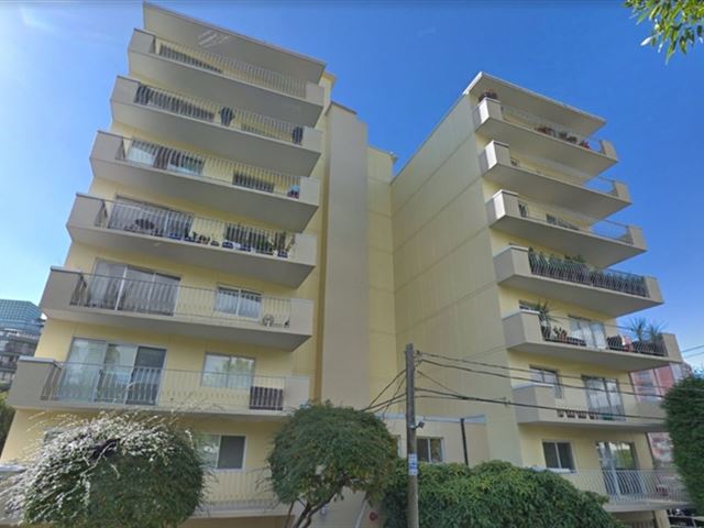 Surfside Towers - photo 2