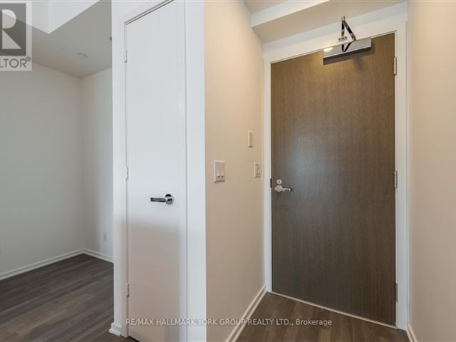 One Bloor - 905 1 Bloor Street East - photo 2