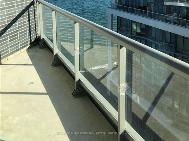 Aquavista at Bayside - 901 261 Queens Quay East - photo 3