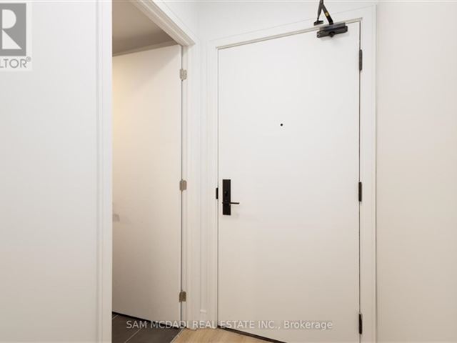 1 Jarvis - 1016 1 Jarvis Street - photo 2