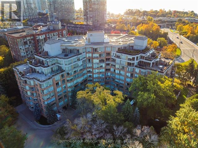 The Southampton Residences - 414 1 Ripley Avenue - photo 1