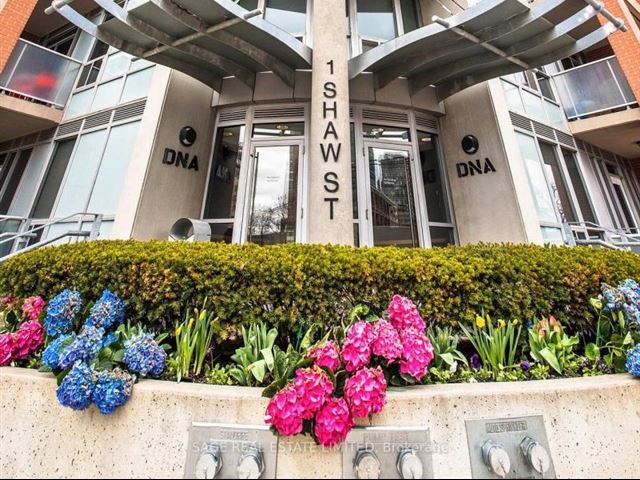 DNA - 328 1 Shaw Street - photo 3