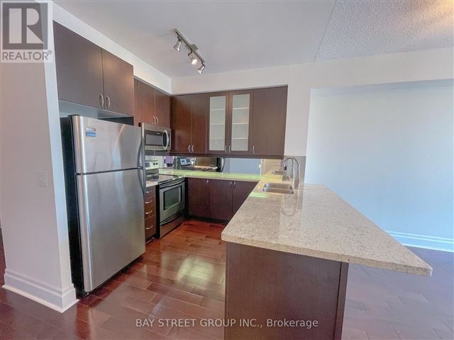 Rouge Bijou - 706 1 Upper Duke Crescent - photo 3