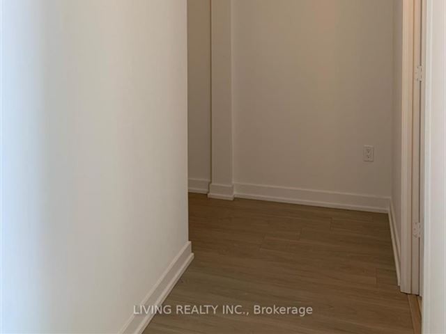 1 Yorkville - 3211 1 Yorkville Avenue - photo 2