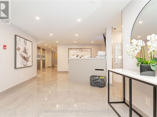 Wynford Park Condominiums - ph04 10 Edgecliff Golfway - photo 3