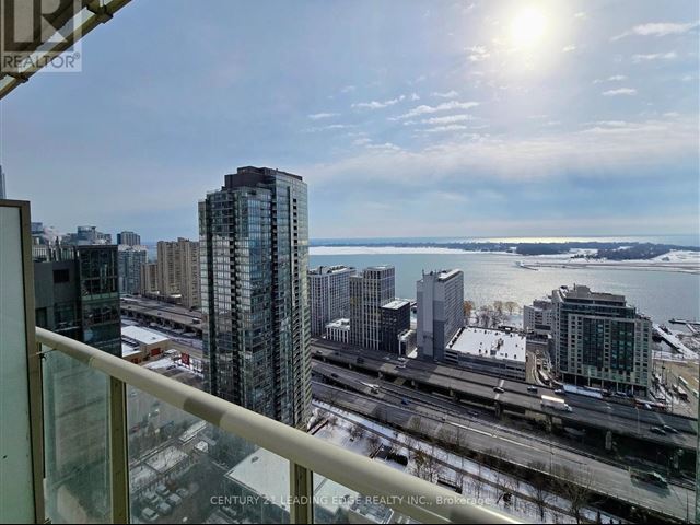 Harbour View Estates 1 - 3511 9 Spadina Avenue - photo 1