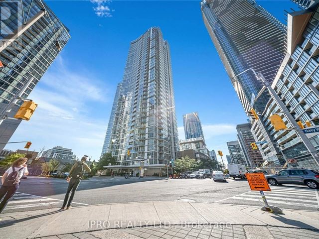 Harbour View Estates 1 - 4106 9 Spadina Avenue - photo 2