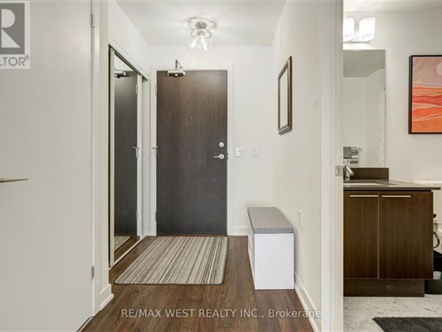 Westlake Encore - 1708 10 Park Lawn Road - photo 2