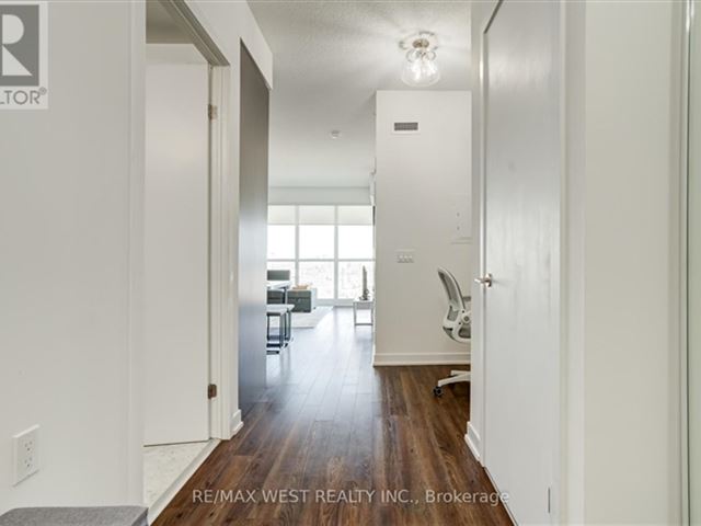 Westlake Encore - 1708 10 Park Lawn Road - photo 3