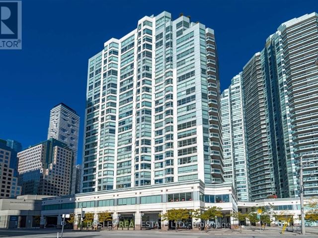 Residences Of The World Trade Centre 2 - 201 10 Queens Quay West - photo 1