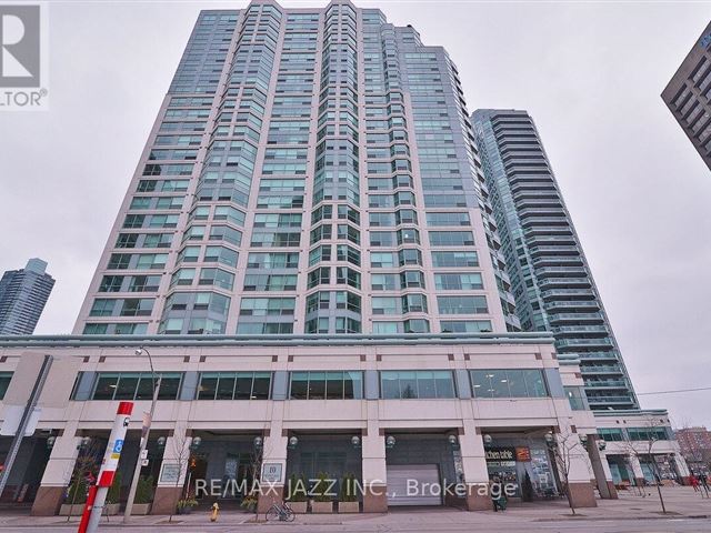 Residences Of The World Trade Centre 2 - 803 10 Queens Quay West - photo 2