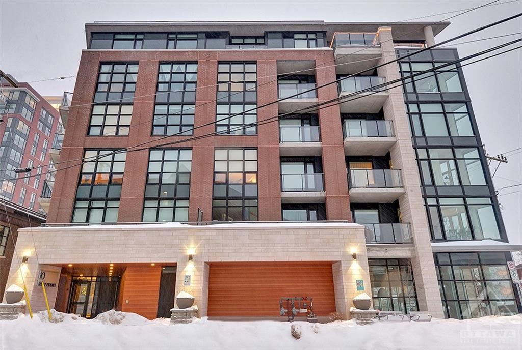 10 Rosemount Avenue, Unit 411, Ottawa — For sale @ $535,000 | CondoDork.com