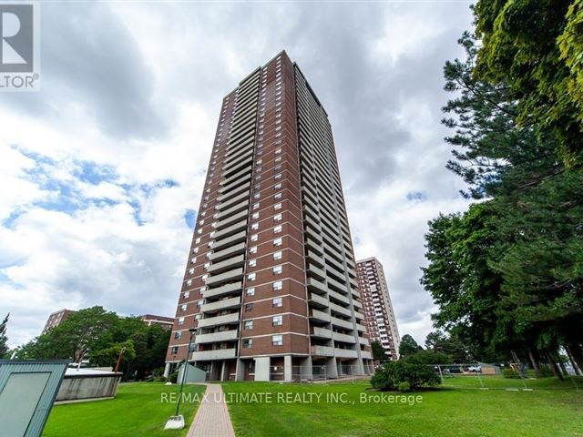 Carrington Tower - 201 10 Tangreen Court - photo 1