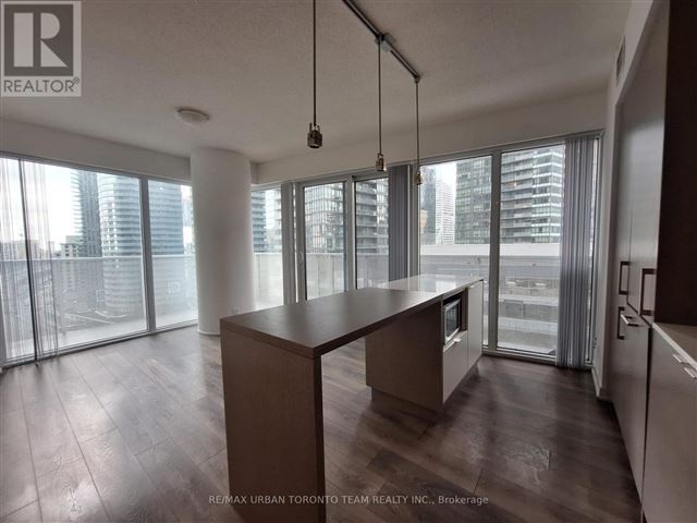 Harbour Plaza Residences - 1802 88 Harbour Street - photo 3