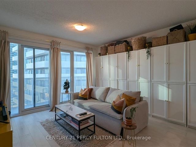 Harbour Plaza Residences - 1606 88 Harbour Street - photo 2