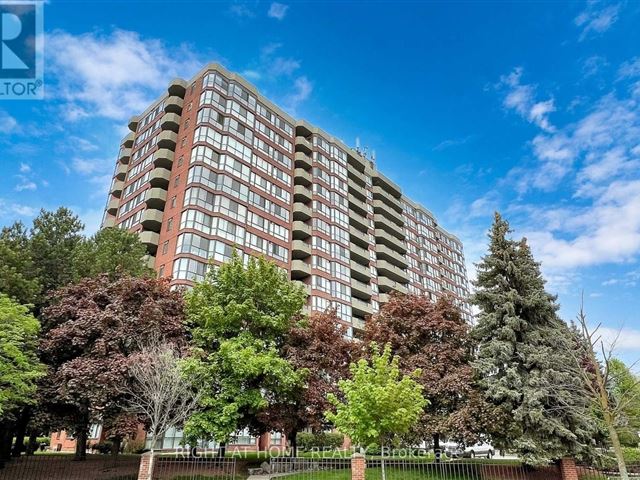 Observatory Lane Condo - 1204 100 Observatory Lane - photo 1