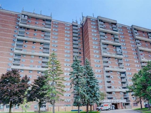 100 Wingarden Court Condominium - 1715 100 Wingarden Court - photo 2