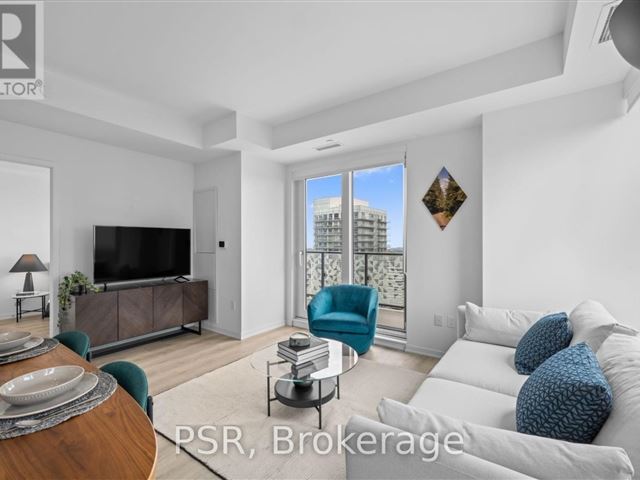 101 Roehampton - 3609 101 Roehampton Avenue - photo 3