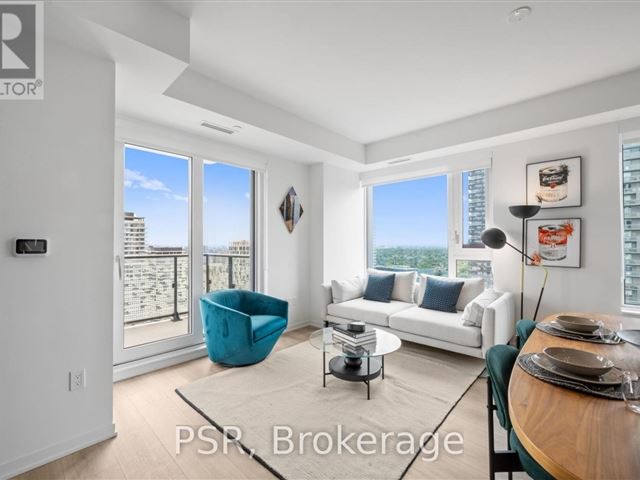 101 Roehampton - 3609 101 Roehampton Avenue - photo 2