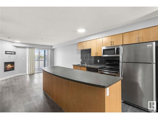 10118 106 AVE NW - 113 10118 106 Avenue Northwest - photo 1