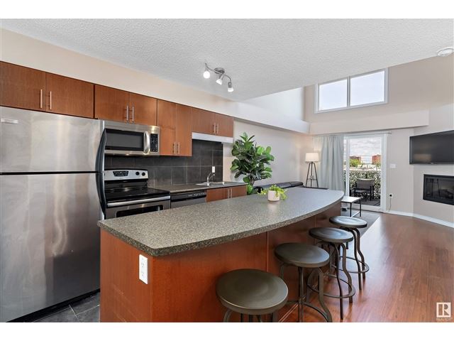 10118 106 AVE NW - 411 10118 106 Avenue Northwest - photo 1