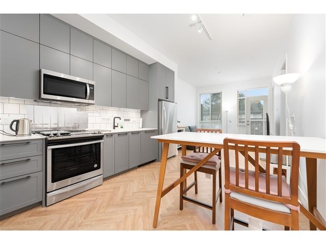 10168 149 ST - 310 10168 149 Street - photo 2