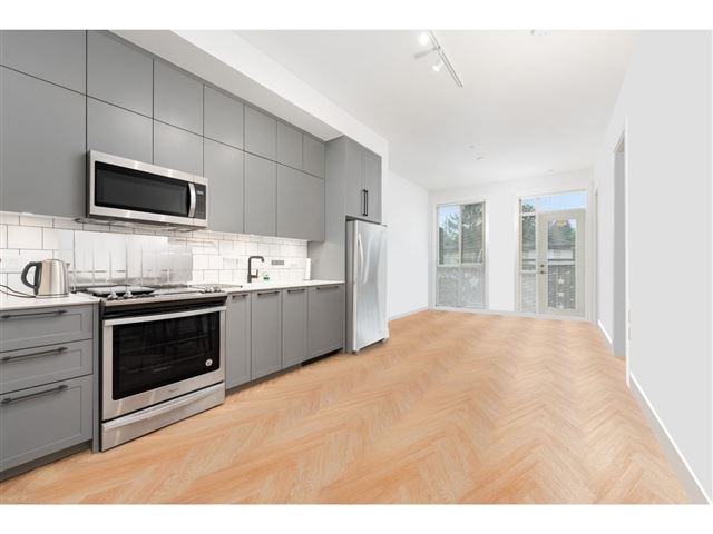 10168 149 ST - 310 10168 149 Street - photo 3