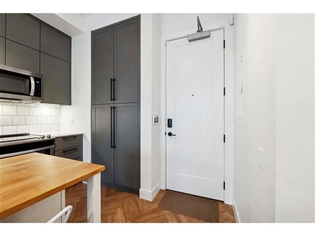 10168 149 ST - 312 10168 149 Street - photo 3