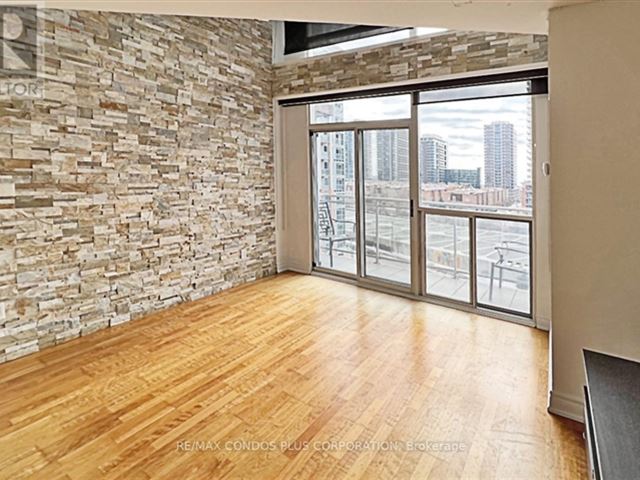 Electra Lofts - 829 70 Douro Street - photo 1