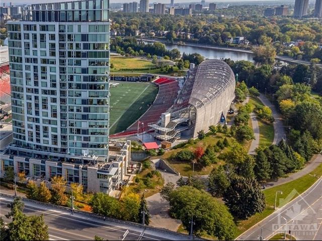 The Rideau at Lansdowne - 1801 1035 Bank Street - photo 1