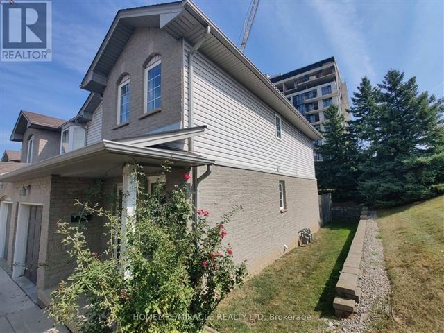 104 Frances Condos - 18 104 Frances Avenue - photo 2