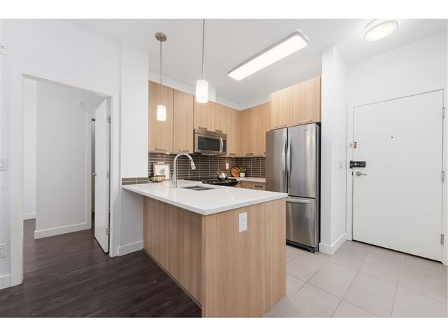 G3 Residences - 402 10477 154 Street - photo 2