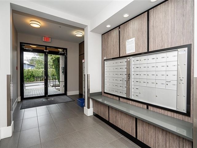 G3 Residences - 411 10477 154 Street - photo 3