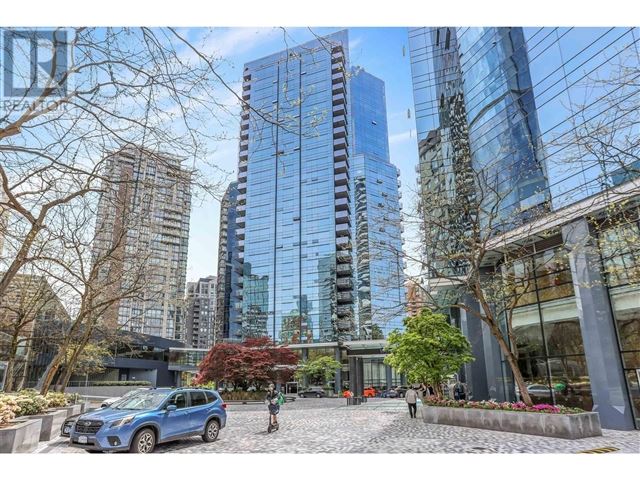 Wall Centre - 1602 1050 Burrard Street - photo 1