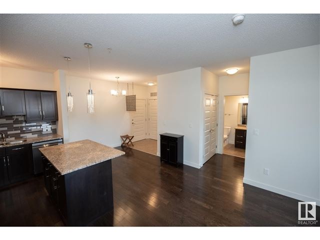 10520 56 AVE NW - 105 10520 56 Avenue Northwest - photo 3