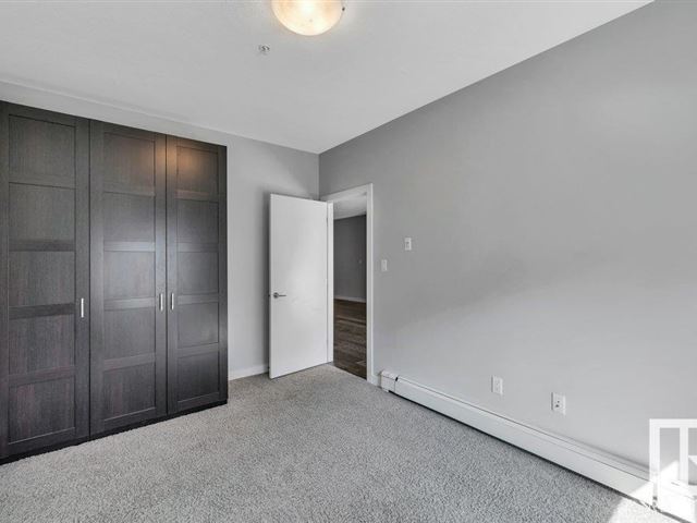 10611 117 ST NW - 106 10611 117 Street Northwest - photo 2