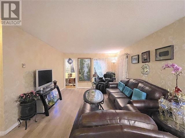 Osler Heights - 401 1065 72nd Avenue West - photo 2