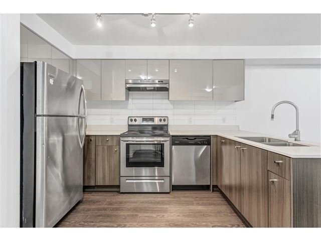 Trillium Living - 317 10688 140 Street - photo 1