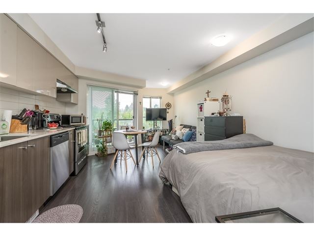 Trillium Living - 212 10688 140 Street - photo 3