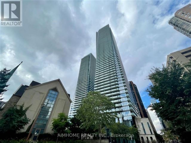 U Condominium - 5007 75 Saint Mary Street - photo 1