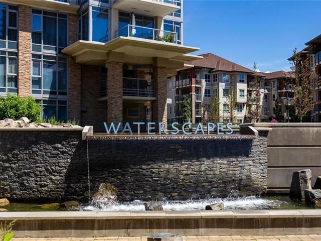 Waterscapes Cascade - 318 1083 Sunset Drive - photo 2