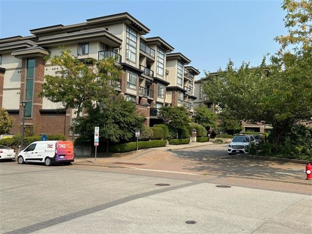 Access - 104 10838 City Parkway - photo 2