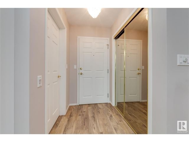 10915 21 AVE NW - 303 10915 21 Avenue Northwest - photo 3