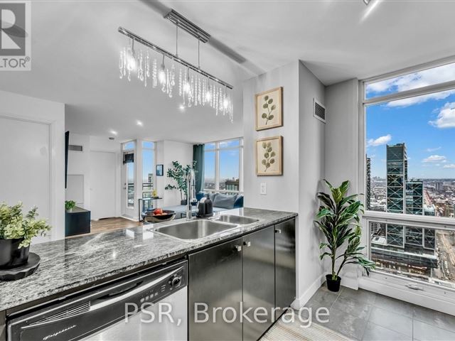 West One - CityPlace - 5503 11 Brunel Court - photo 3