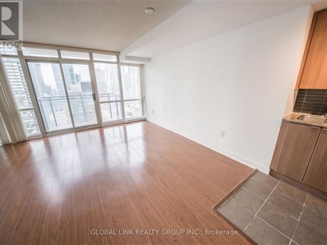 West One - CityPlace - 5305 11 Brunel Court - photo 2