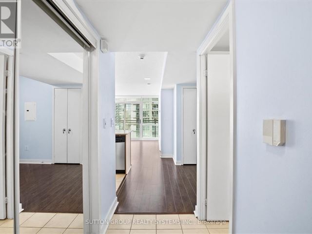 West One - CityPlace - 1008 11 Brunel Court - photo 3