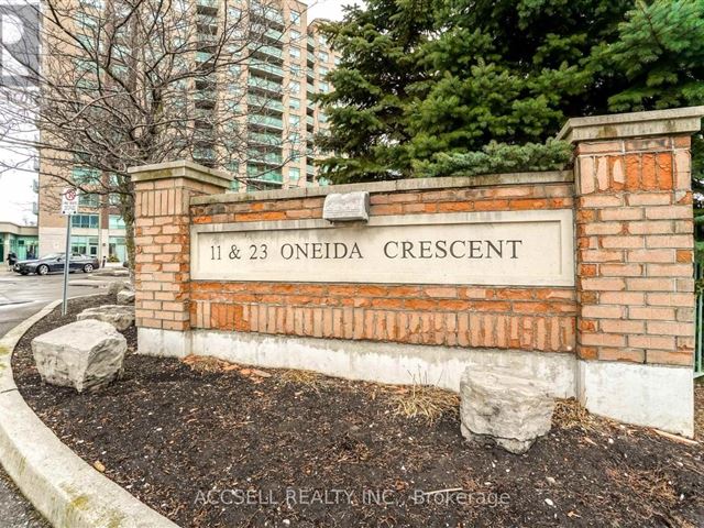 The Gates of Bayview Glen VII - ph13 11 Oneida Crescent - photo 3