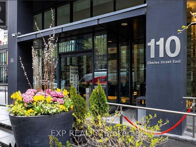 X Condos - 3905 110 Charles Street East - photo 2