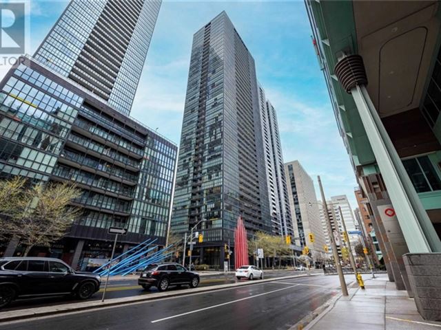 110 Charles Street East, Unit 3707, Toronto — For sale @ $1,250,000 ...